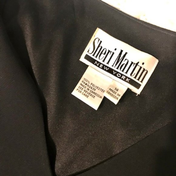 Vintage Sheri Martin Flutter-Sleeve Dress - Picture 3 of 3